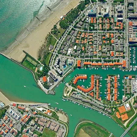 Relax By The Garden - Flat For Up To 6 Guests * Porto Santa Margherita di Caorle