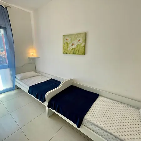 Relax By The Garden - Flat For Up To 6 Guests Porto Santa Margherita di Caorle
